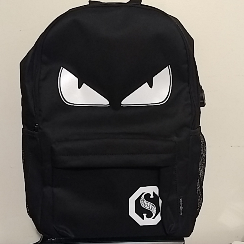 SOLD- Senkey & Style Backpack